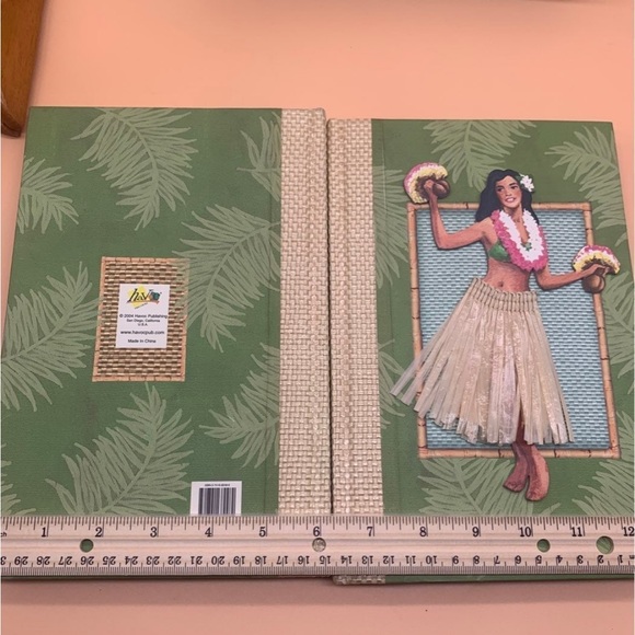 Hula girl 2 writeing journals books New 2004 diary - Picture 10 of 11